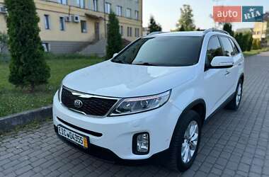 Позашляховик / Кросовер Kia Sorento 2012 в Івано-Франківську