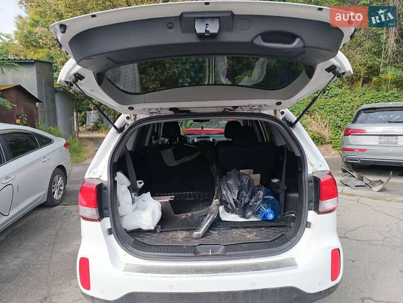 Позашляховик / Кросовер Kia Sorento 2014 в Києві