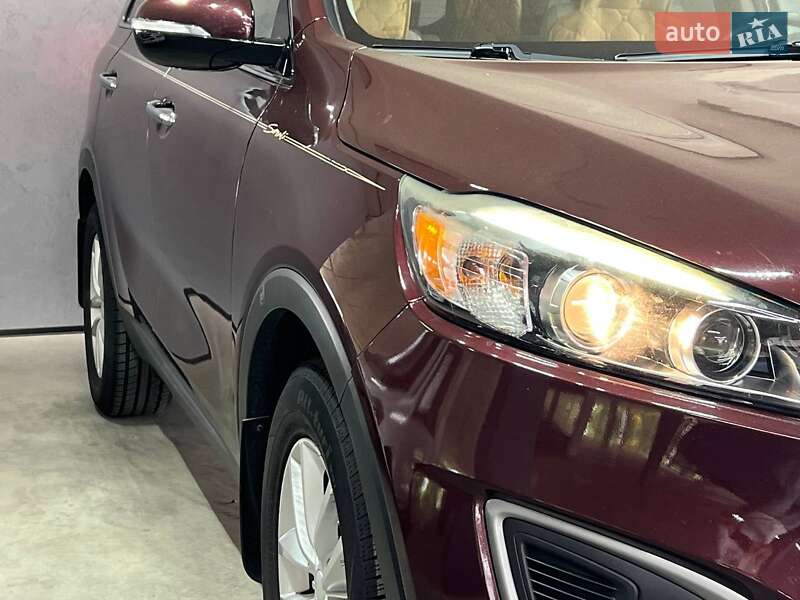 Внедорожник / Кроссовер Kia Sorento 2016 в Одессе фото 2 Внедорожник / Кроссовер Kia Sorento 2016 в Одессе