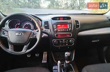 Внедорожник / Кроссовер Kia Sorento 2013 в 