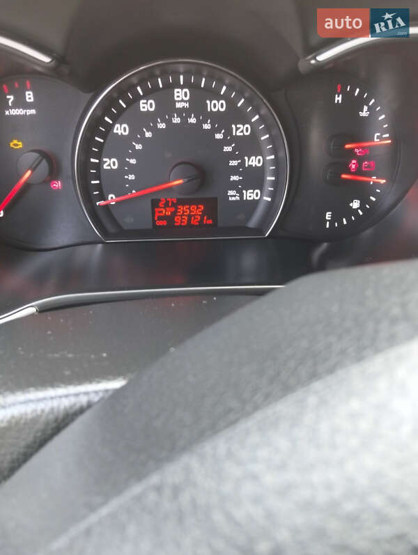 Позашляховик / Кросовер Kia Sorento 2014 в Дрогобичі