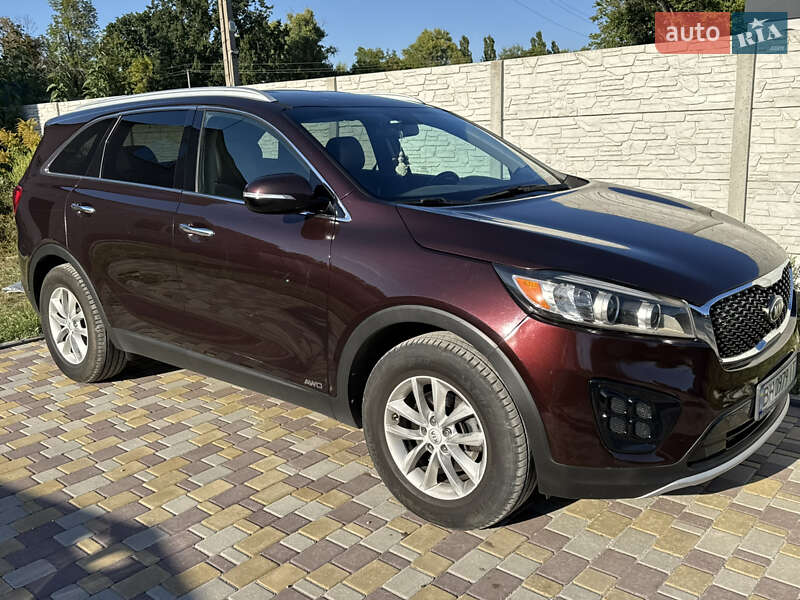 Позашляховик / Кросовер Kia Sorento 2015 в Дніпрі