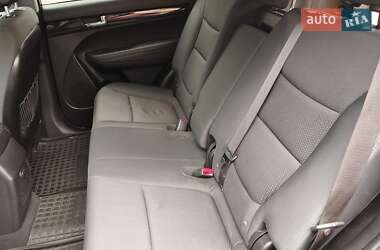 Внедорожник / Кроссовер Kia Sorento 2011 в 