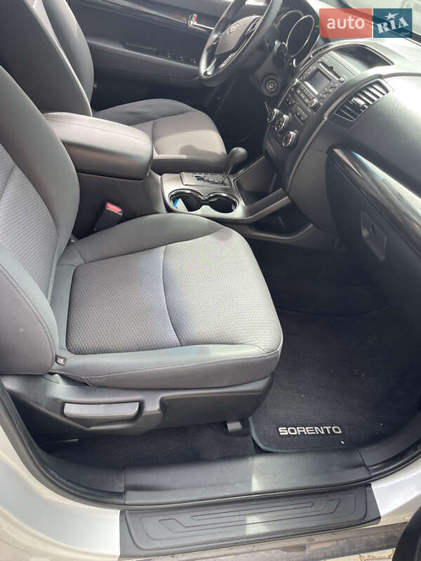 Внедорожник / Кроссовер Kia Sorento 2012 в Виннице