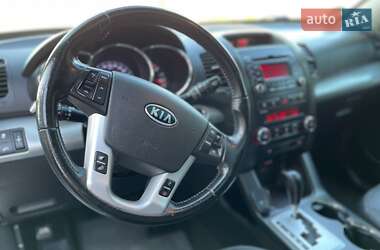 Внедорожник / Кроссовер Kia Sorento 2011 в 