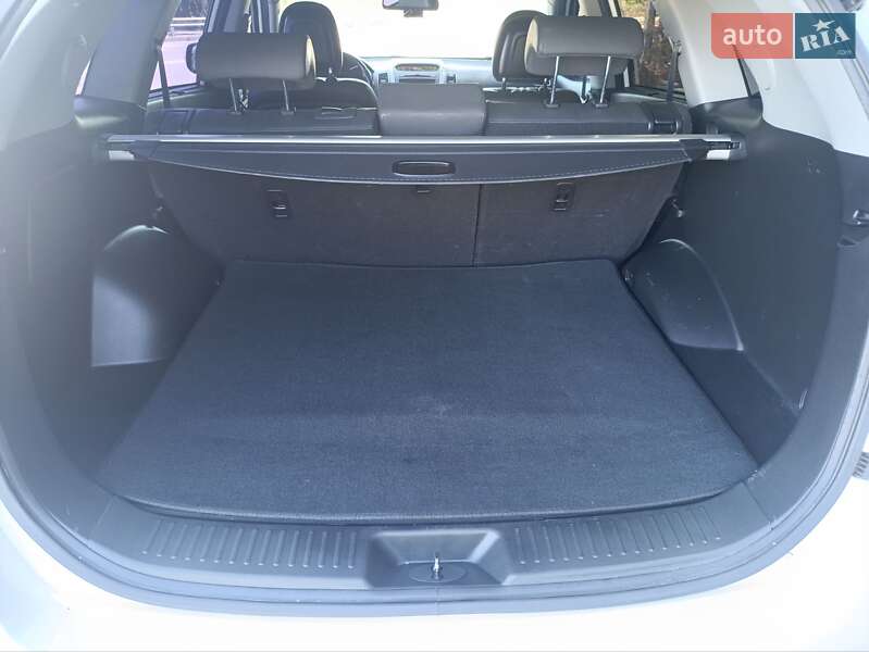 Внедорожник / Кроссовер Kia Sorento 2014 в Могилев-Подольске