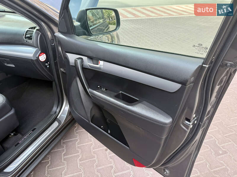 Позашляховик / Кросовер Kia Sorento 2014 в Києві фото 55 Позашляховик / Кросовер Kia Sorento 2014 в Києві
