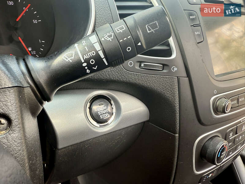 Позашляховик / Кросовер Kia Sorento 2014 в Києві фото 70 Позашляховик / Кросовер Kia Sorento 2014 в Києві