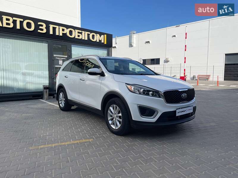 Позашляховик / Кросовер Kia Sorento 2016 в Одесі
