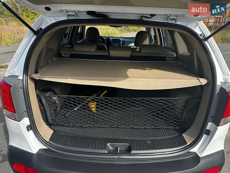 Внедорожник / Кроссовер Kia Sorento 2010 в Киеве