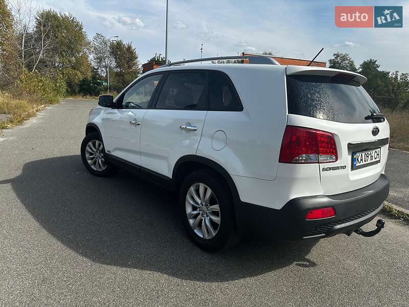 Внедорожник / Кроссовер Kia Sorento 2010 в Киеве