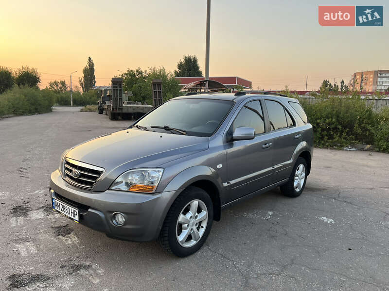 Внедорожник / Кроссовер Kia Sorento 2006 в Краматорске
