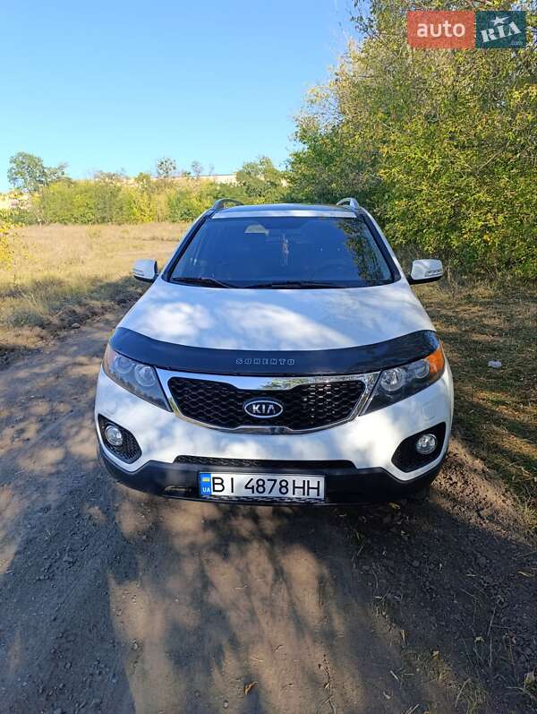 Позашляховик / Кросовер Kia Sorento 2011 в Гадячі