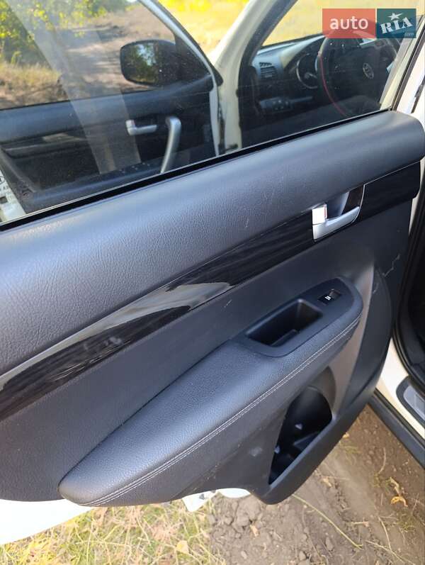 Позашляховик / Кросовер Kia Sorento 2011 в Гадячі