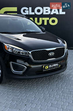Внедорожник / Кроссовер Kia Sorento 2016 в 
