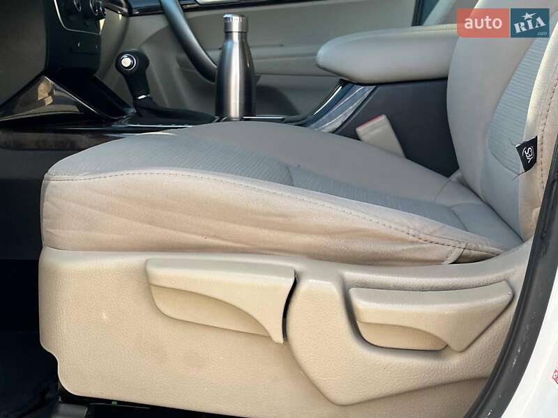 Внедорожник / Кроссовер Kia Sorento 2013 в Львове