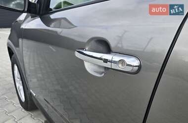 Внедорожник / Кроссовер Kia Sorento 2012 в 