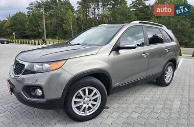 Внедорожник / Кроссовер Kia Sorento 2012 в 