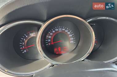 Внедорожник / Кроссовер Kia Sorento 2012 в 