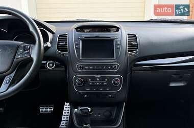 Внедорожник / Кроссовер Kia Sorento 2015 в 