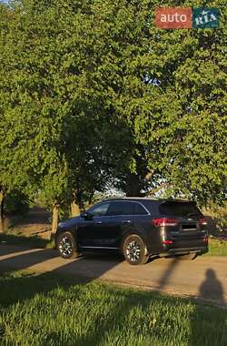Внедорожник / Кроссовер Kia Sorento 2017 в Киеве