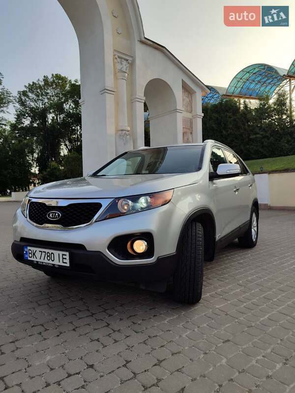 Внедорожник / Кроссовер Kia Sorento 2011 в Остроге фото 3 Внедорожник / Кроссовер Kia Sorento 2011 в Остроге