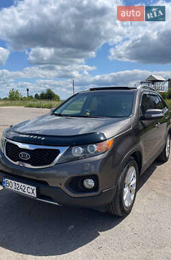 Позашляховик / Кросовер Kia Sorento 2011 в Тернополі
