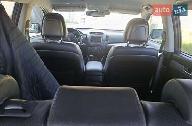 Внедорожник / Кроссовер Kia Sorento 2013 в 