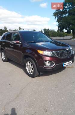Позашляховик / Кросовер Kia Sorento 2012 в 