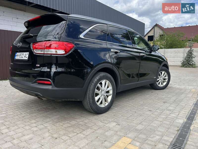 Позашляховик / Кросовер Kia Sorento 2016 в Роздільній