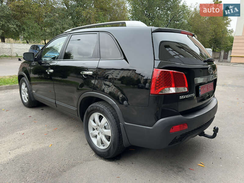 Внедорожник / Кроссовер Kia Sorento 2010 в Ровно