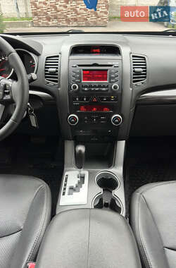 Внедорожник / Кроссовер Kia Sorento 2010 в 