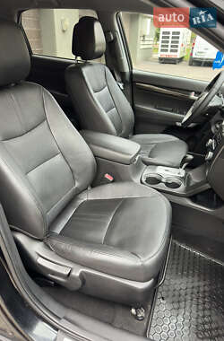 Внедорожник / Кроссовер Kia Sorento 2010 в 