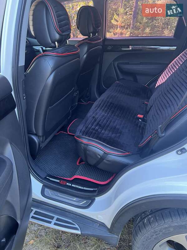 Внедорожник / Кроссовер Kia Sorento 2013 в Житомире