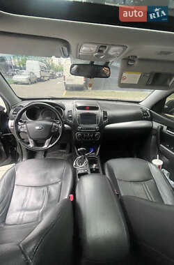 Внедорожник / Кроссовер Kia Sorento 2012 в 