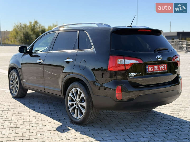Внедорожник / Кроссовер Kia Sorento 2015 в Дубно