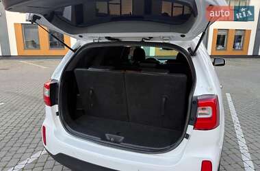 Внедорожник / Кроссовер Kia Sorento 2012 в 