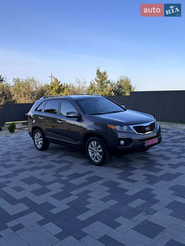 Внедорожник / Кроссовер Kia Sorento 2011 в Калуше
