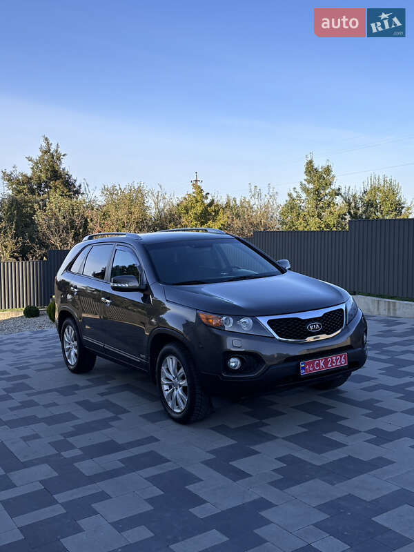 Внедорожник / Кроссовер Kia Sorento 2011 в Калуше