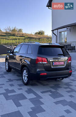 Позашляховик / Кросовер Kia Sorento 2011 в  фото 23 Позашляховик / Кросовер Kia Sorento 2011 в