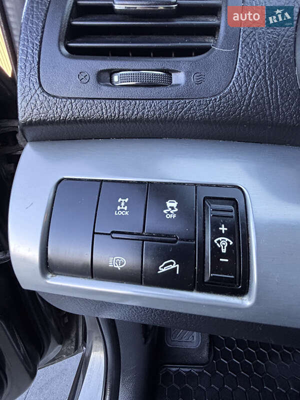 Внедорожник / Кроссовер Kia Sorento 2011 в Калуше