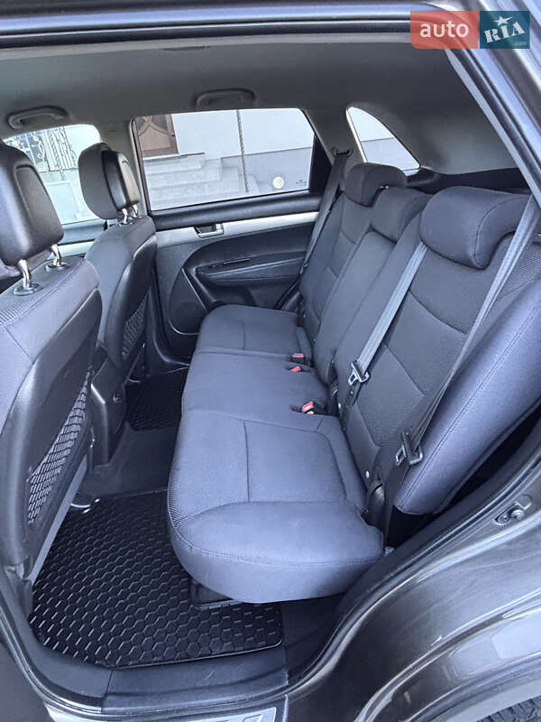 Внедорожник / Кроссовер Kia Sorento 2011 в Калуше
