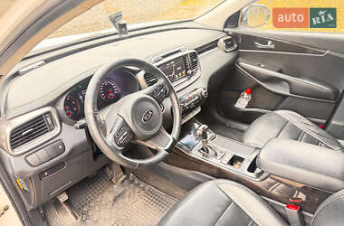 Внедорожник / Кроссовер Kia Sorento 2016 в 