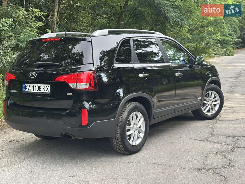 Позашляховик / Кросовер Kia Sorento 2013 в Києві