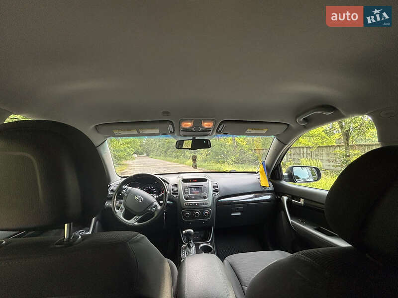 Позашляховик / Кросовер Kia Sorento 2013 в Києві