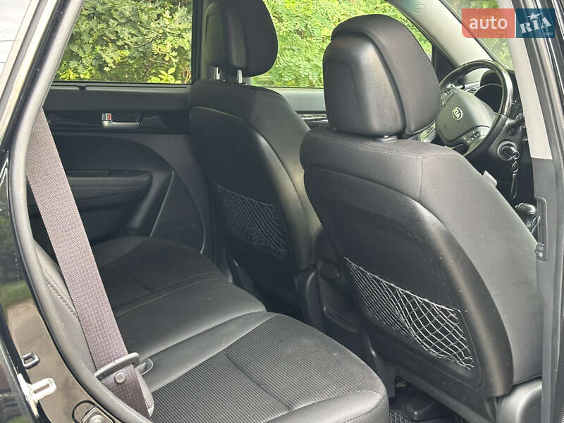 Позашляховик / Кросовер Kia Sorento 2013 в Києві