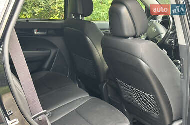 Внедорожник / Кроссовер Kia Sorento 2013 в 