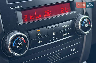 Внедорожник / Кроссовер Kia Sorento 2012 в 