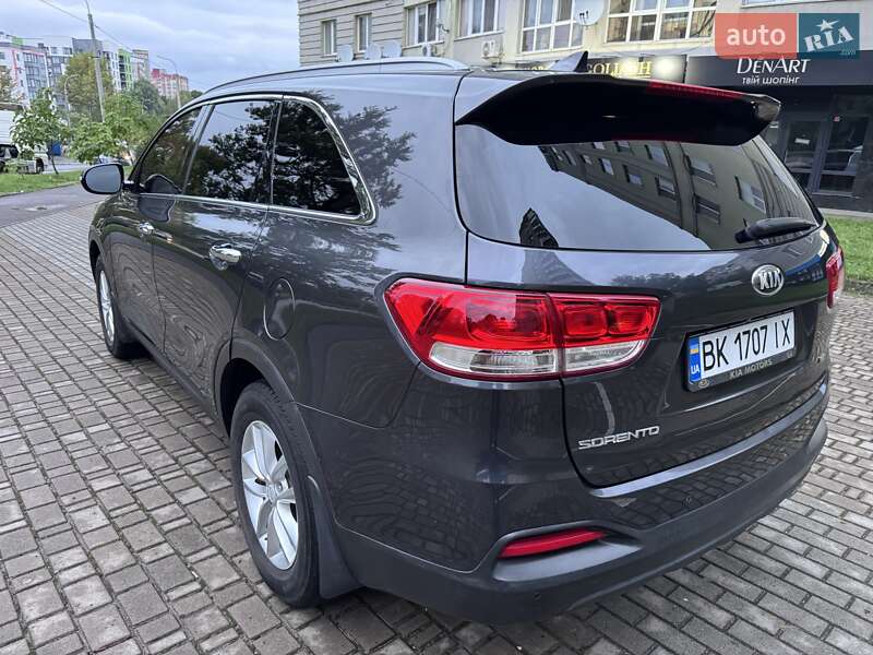 Внедорожник / Кроссовер Kia Sorento 2016 в Ровно фото 19 Внедорожник / Кроссовер Kia Sorento 2016 в Ровно