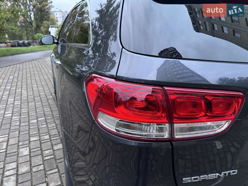 Внедорожник / Кроссовер Kia Sorento 2016 в Ровно фото 23 Внедорожник / Кроссовер Kia Sorento 2016 в Ровно